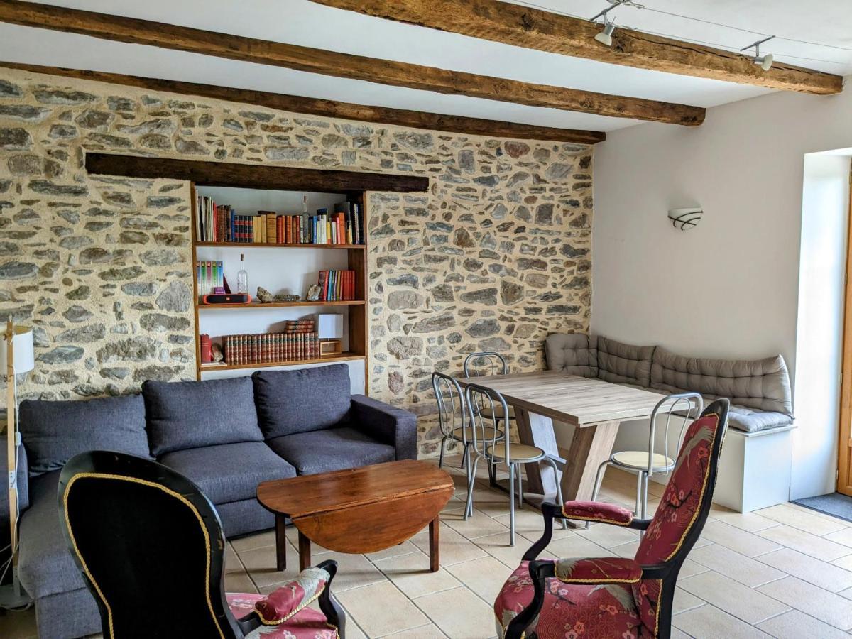 Villa Le Quatorze, Au Coeur De Najac Esterno foto
