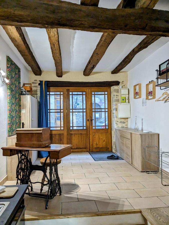 Villa Le Quatorze, Au Coeur De Najac Esterno foto