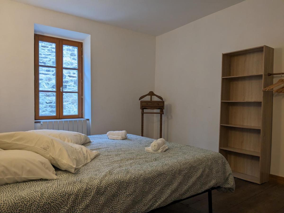 Villa Le Quatorze, Au Coeur De Najac Esterno foto